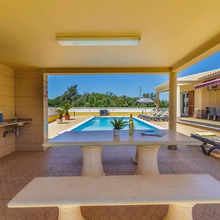 빌라 Monte Velho *